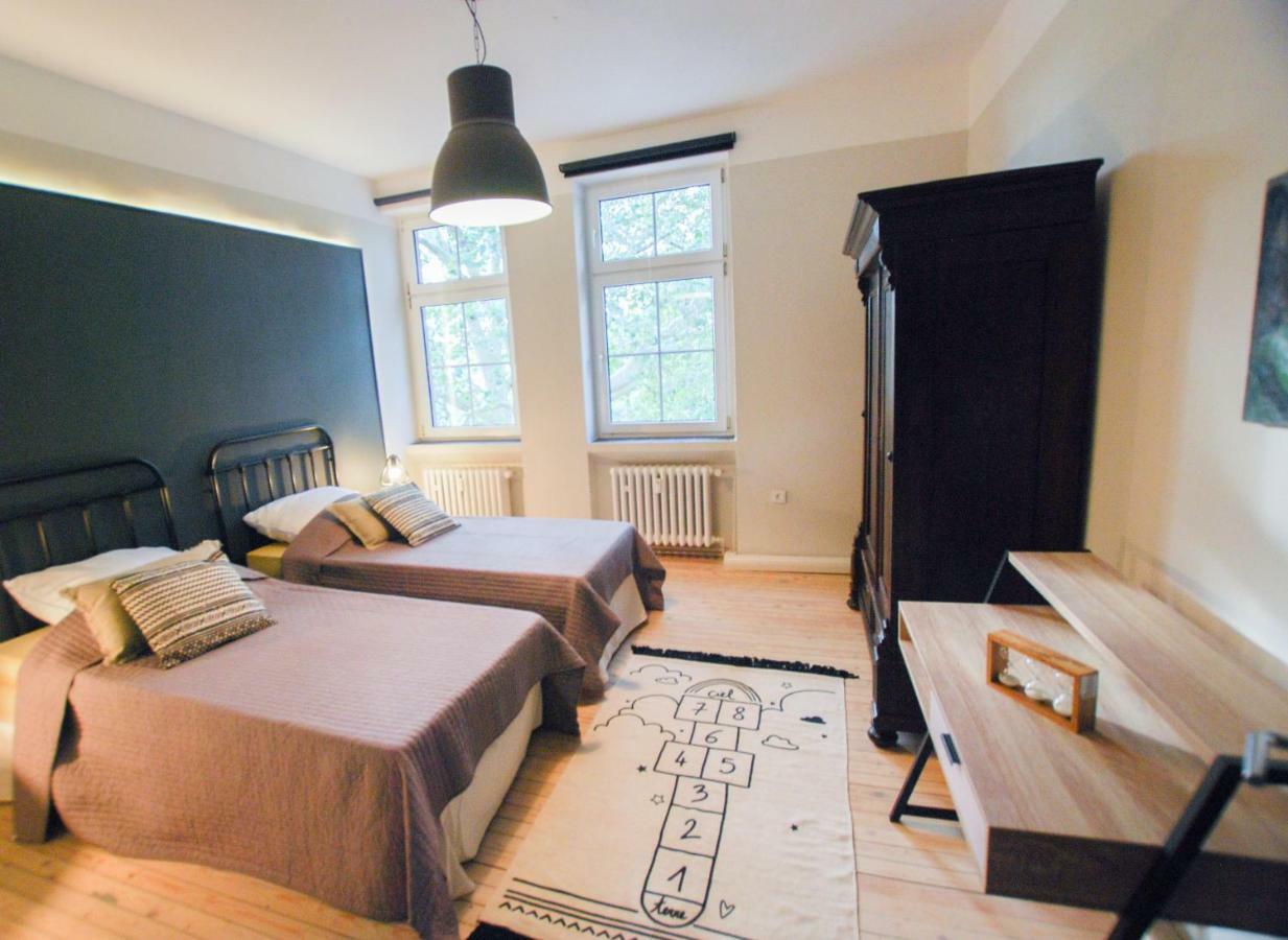 Alte Schule Gaestehaus - The Principal'S Rooms Appartment Bitburg Exterior photo